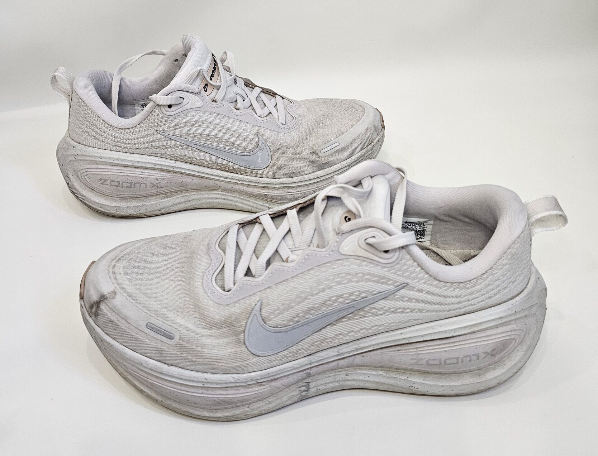 Nike Vomero Plus review: comodidad brutal, mucho rebote y bastante bicho bajo el pie