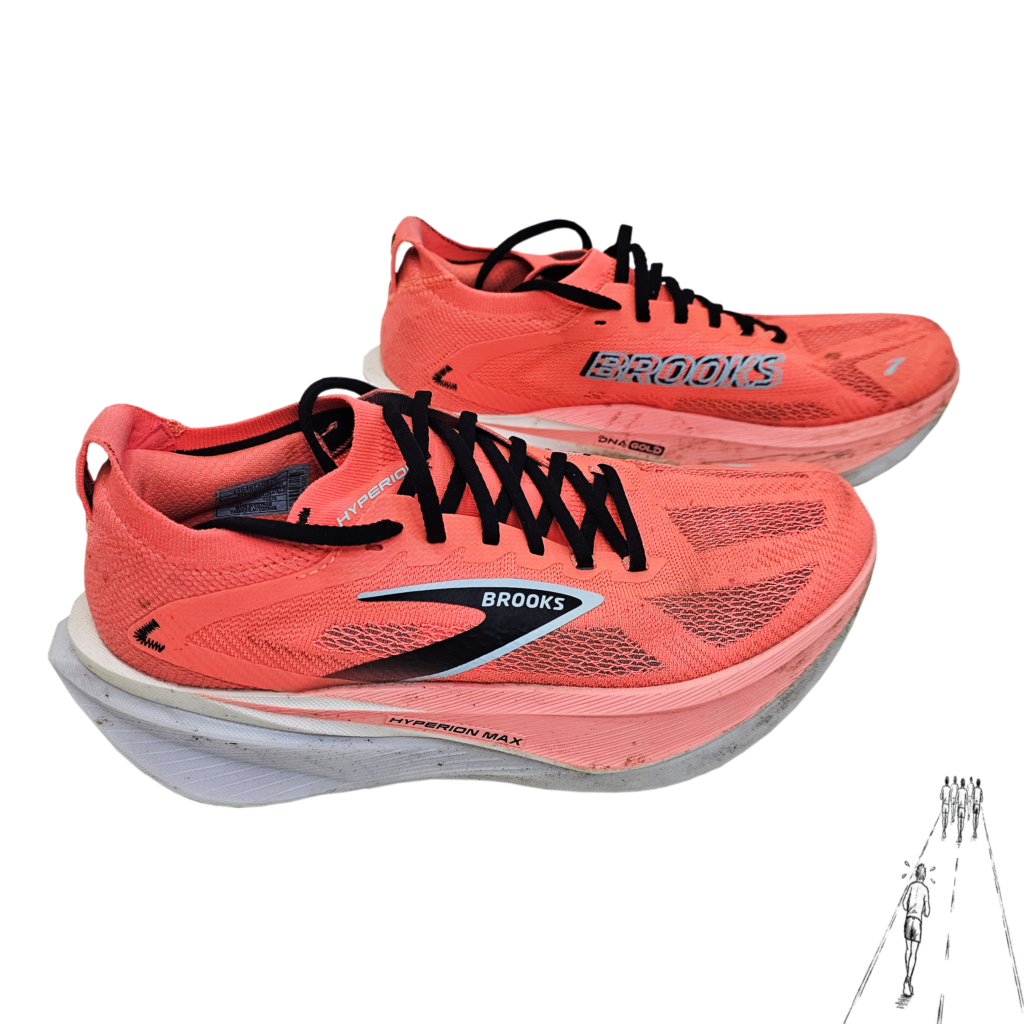 Mediasuela de las Brooks Hyperion Max 3 con gran altura y geometría rocker.