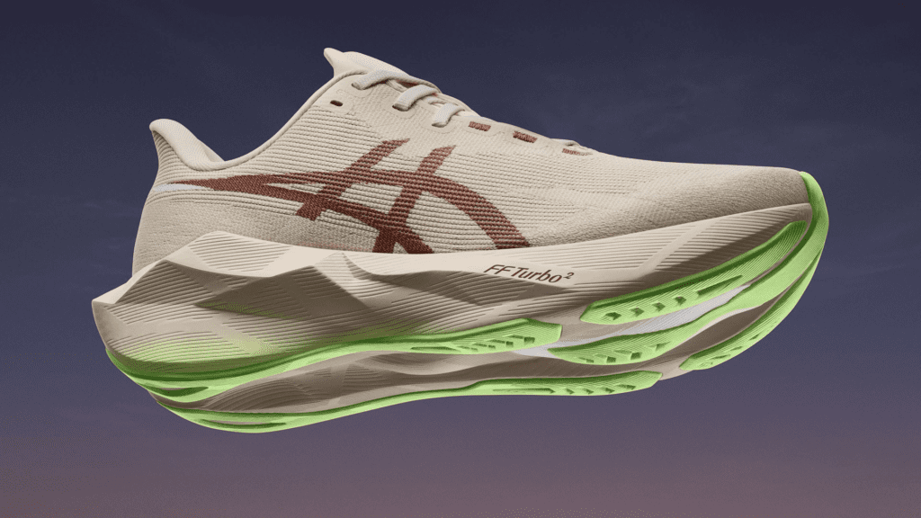 ASICS Novablast 6, zapatilla de running diaria con FF BLAST MAX y FF TURBO SQUARED.