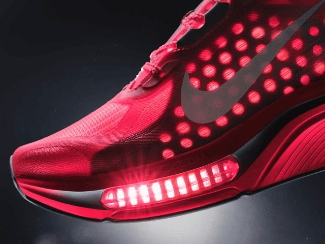 Detalle de la unidad Air Zoom visible en el antepié de la Nike Pegasus Plus 2.