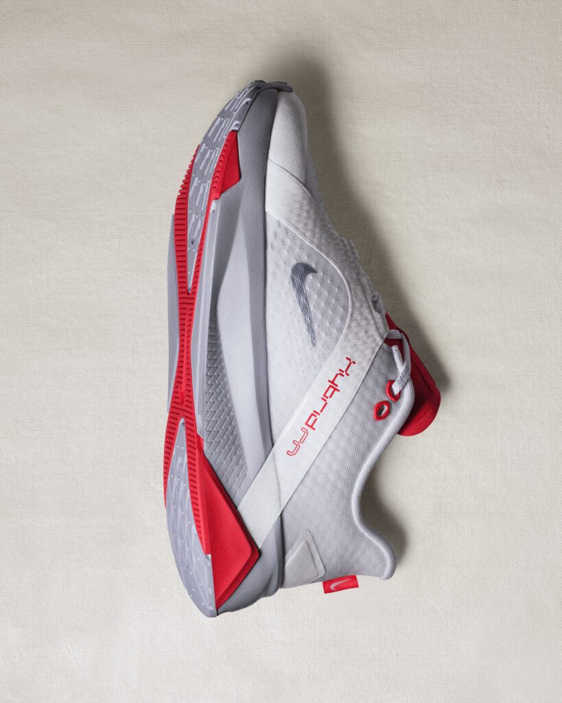 Nike Hybrid RN, zapatilla de entrenamiento híbrido con espuma ReactX, unidad Air Zoom en el antepié y base ancha.